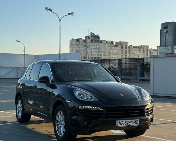 Черный Порше Каен, объемом двигателя 3 л и пробегом 217 тыс. км за 24999 $, фото 1 на Automoto.ua