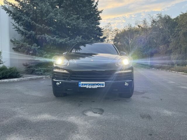 Черный Порше Каен, объемом двигателя 3.6 л и пробегом 269 тыс. км за 18500 $, фото 1 на Automoto.ua