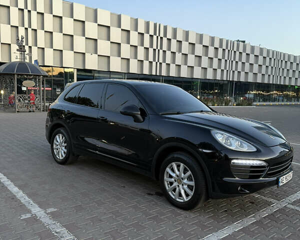 Черный Порше Каен, объемом двигателя 3.6 л и пробегом 270 тыс. км за 15000 $, фото 1 на Automoto.ua