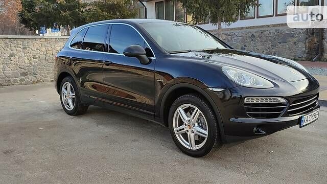 Чорний Порше Cayenne, об'ємом двигуна 3 л та пробігом 194 тис. км за 33500 $, фото 1 на Automoto.ua