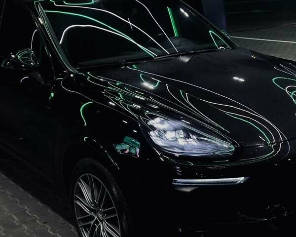 Черный Порше Каен, объемом двигателя 3.6 л и пробегом 159 тыс. км за 28999 $, фото 1 на Automoto.ua