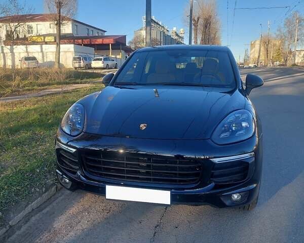 Чорний Порше Cayenne, об'ємом двигуна 3.6 л та пробігом 63 тис. км за 31499 $, фото 1 на Automoto.ua