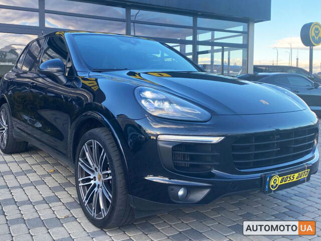Чорний Порше Cayenne, об'ємом двигуна 3 л та пробігом 215 тис. км за 45990 $, фото 1 на Automoto.ua
