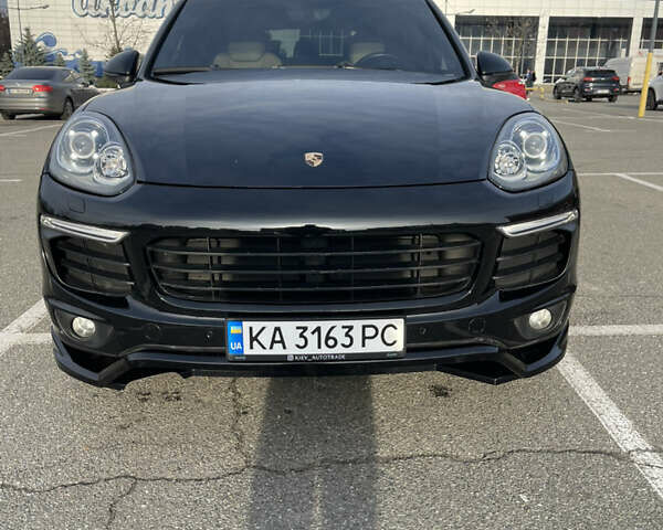 Чорний Порше Cayenne, об'ємом двигуна 3.6 л та пробігом 169 тис. км за 23400 $, фото 1 на Automoto.ua