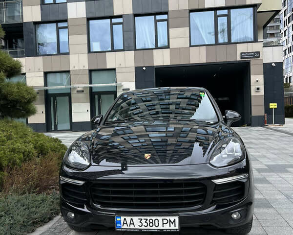 Черный Порше Каен, объемом двигателя 3.6 л и пробегом 122 тыс. км за 54999 $, фото 1 на Automoto.ua