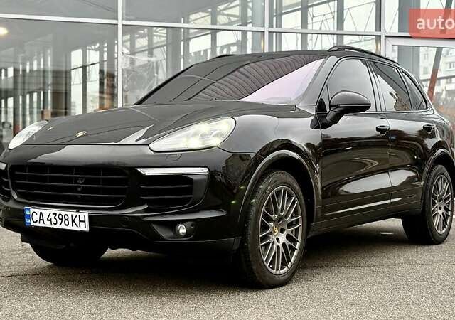 Чорний Порше Cayenne, об'ємом двигуна 3.6 л та пробігом 210 тис. км за 37999 $, фото 1 на Automoto.ua
