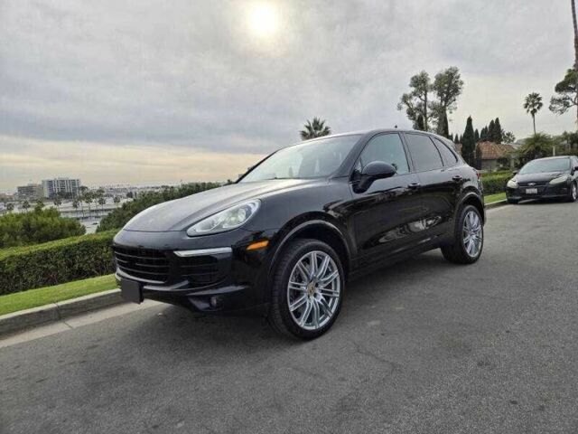 Чорний Порше Cayenne, об'ємом двигуна 3.6 л та пробігом 43 тис. км за 8800 $, фото 1 на Automoto.ua