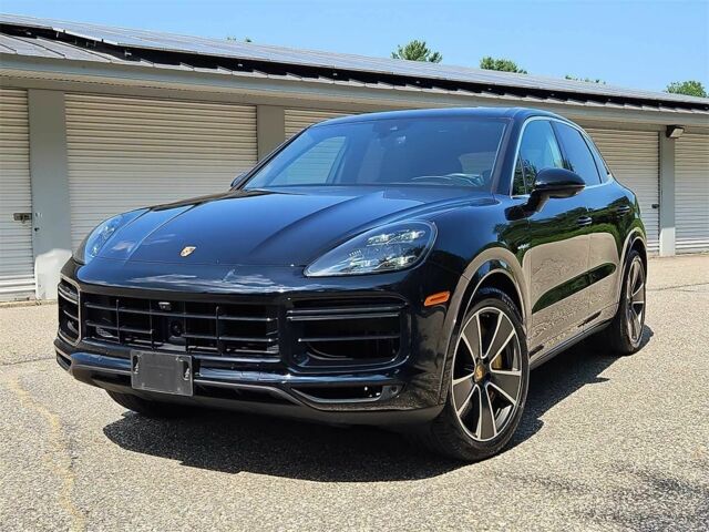 Чорний Порше Cayenne, об'ємом двигуна 4 л та пробігом 23 тис. км за 7600 $, фото 1 на Automoto.ua