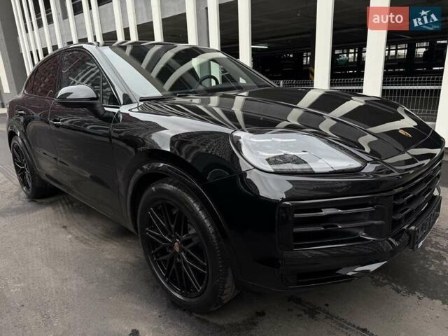 Чорний Порше Cayenne, об'ємом двигуна 3 л та пробігом 19 тис. км за 159555 $, фото 1 на Automoto.ua