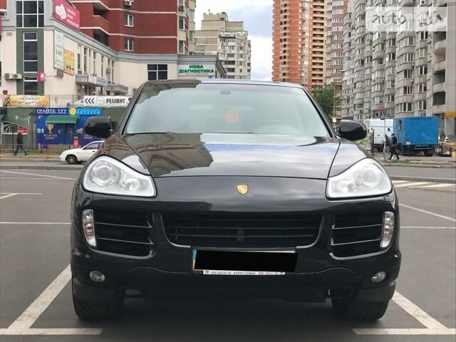 Чорний Порше Cayenne, об'ємом двигуна 4.8 л та пробігом 152 тис. км за 18000 $, фото 1 на Automoto.ua