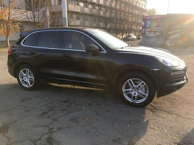 Чорний Порше Cayenne, об'ємом двигуна 4.8 л та пробігом 88 тис. км за 33900 $, фото 1 на Automoto.ua