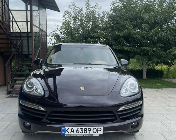 Фіолетовий Порше Cayenne, об'ємом двигуна 3 л та пробігом 144 тис. км за 17500 $, фото 1 на Automoto.ua