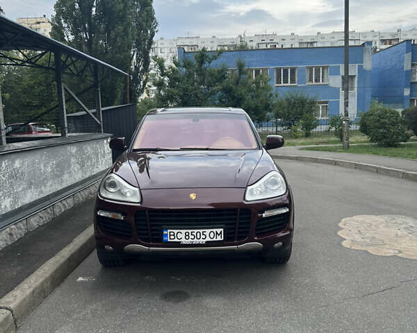 Коричневый Порше Каен, объемом двигателя 4.8 л и пробегом 175 тыс. км за 13400 $, фото 1 на Automoto.ua