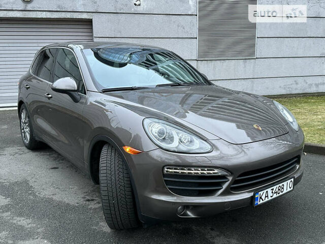 Коричневий Порше Cayenne, об'ємом двигуна 4.8 л та пробігом 193 тис. км за 13500 $, фото 1 на Automoto.ua
