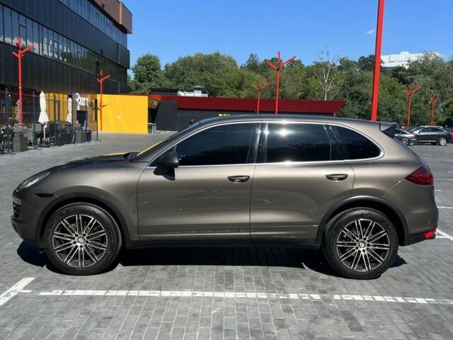 Коричневый Порше Каен, объемом двигателя 3.6 л и пробегом 160 тыс. км за 19500 $, фото 1 на Automoto.ua