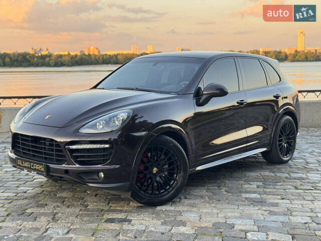 Коричневий Порше Cayenne, об'ємом двигуна 4.8 л та пробігом 140 тис. км за 19500 $, фото 1 на Automoto.ua