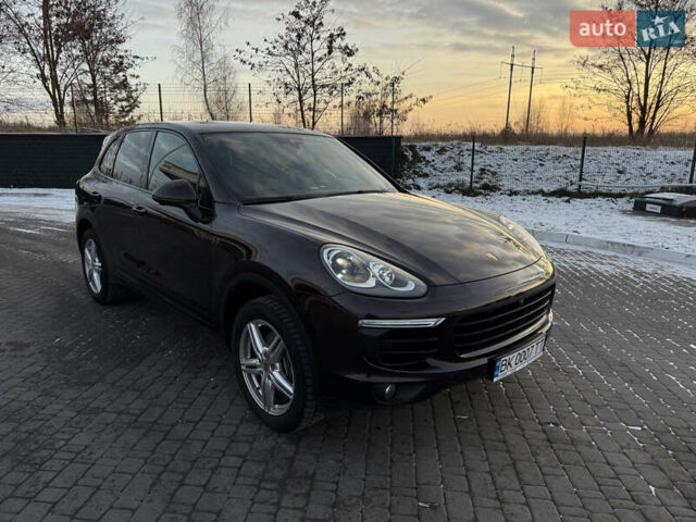 Коричневый Порше Каен, объемом двигателя 2.97 л и пробегом 152 тыс. км за 37900 $, фото 1 на Automoto.ua