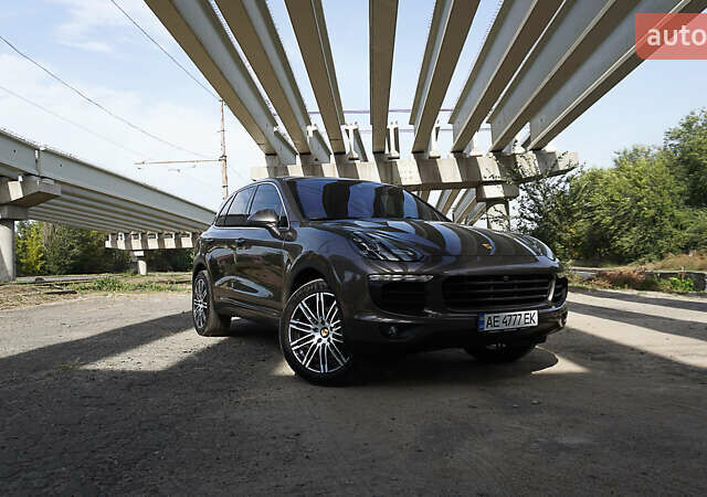 Порше Каен 2015 в Днепре (Днепропетровске) на Automoto.ua Коричневый Порше Каен, объемом двигателя 3.6 л и пробегом 112 тыс. км за 32000 $, фото 1 на Automoto.ua