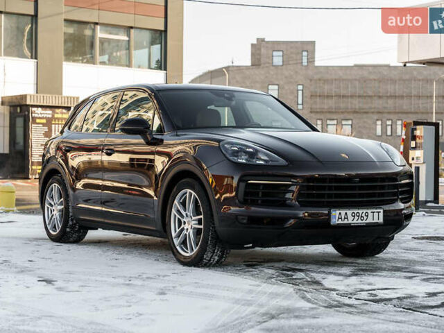 Коричневий Порше Cayenne, об'ємом двигуна 3 л та пробігом 21 тис. км за 80000 $, фото 1 на Automoto.ua