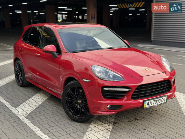 Красный Порше Каен, объемом двигателя 4.8 л и пробегом 123 тыс. км за 23900 $, фото 1 на Automoto.ua