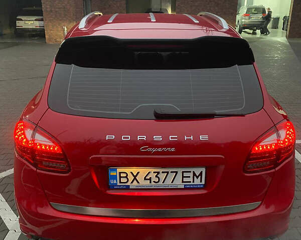 Червоний Порше Cayenne, об'ємом двигуна 2.97 л та пробігом 220 тис. км за 21000 $, фото 1 на Automoto.ua