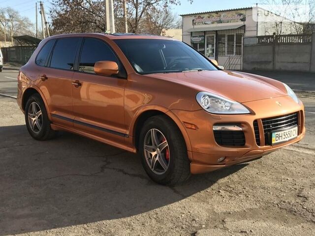 мідний Порше Cayenne, об'ємом двигуна 0 л та пробігом 100 тис. км за 16000 $, фото 1 на Automoto.ua