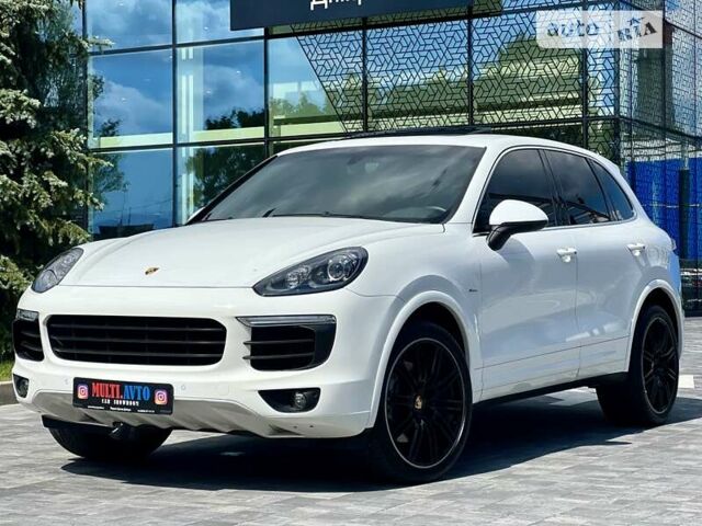 Порше Cayenne, об'ємом двигуна 3 л та пробігом 128 тис. км за 39900 $, фото 1 на Automoto.ua