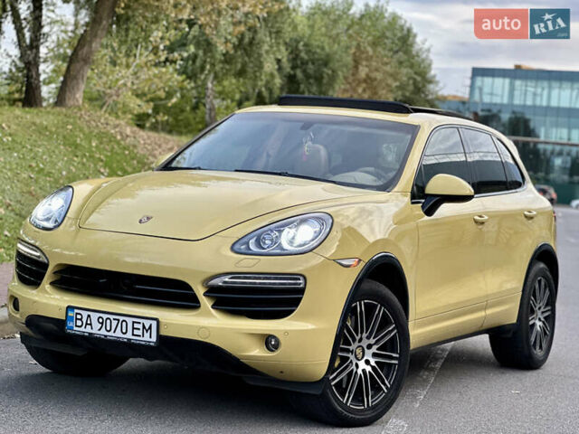 Жовтий Порше Cayenne, об'ємом двигуна 3 л та пробігом 220 тис. км за 13500 $, фото 1 на Automoto.ua