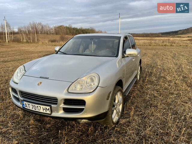 Серый Порше Каен, объемом двигателя 4.5 л и пробегом 265 тыс. км за 9000 $, фото 1 на Automoto.ua