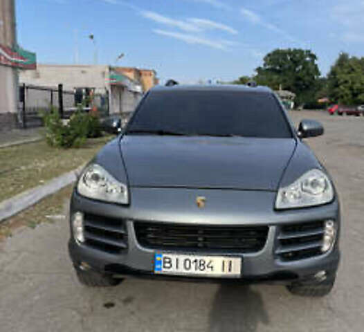 Сірий Порше Cayenne, об'ємом двигуна 4.51 л та пробігом 290 тис. км за 9500 $, фото 1 на Automoto.ua