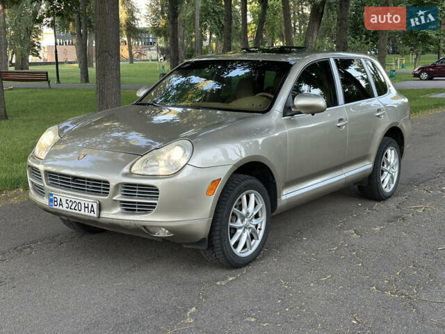 Сірий Порше Cayenne, об'ємом двигуна 3.2 л та пробігом 299 тис. км за 5950 $, фото 1 на Automoto.ua