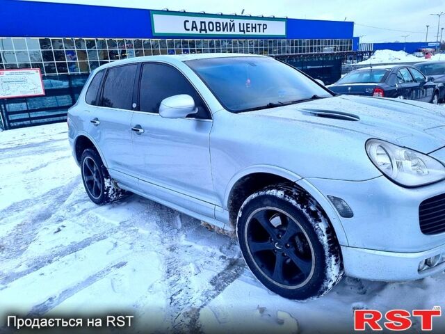 Сірий Порше Cayenne, об'ємом двигуна 4.5 л та пробігом 125 тис. км за 7800 $, фото 1 на Automoto.ua