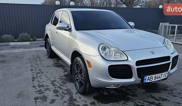 Серый Порше Каен, объемом двигателя 4.51 л и пробегом 199 тыс. км за 11300 $, фото 1 на Automoto.ua