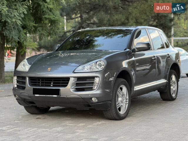 Сірий Порше Cayenne, об'ємом двигуна 3.6 л та пробігом 137 тис. км за 12500 $, фото 1 на Automoto.ua