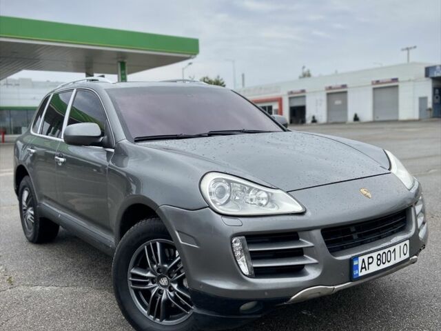 Сірий Порше Cayenne, об'ємом двигуна 4.8 л та пробігом 133 тис. км за 6502 $, фото 1 на Automoto.ua