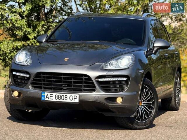 Сірий Порше Cayenne, об'ємом двигуна 4.81 л та пробігом 225 тис. км за 14200 $, фото 1 на Automoto.ua