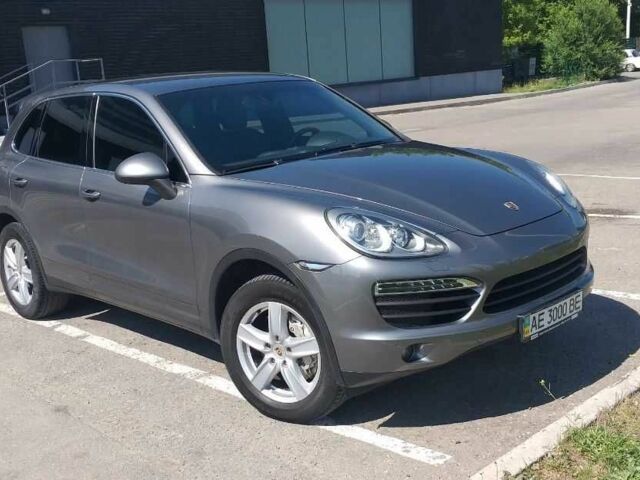 Сірий Порше Cayenne, об'ємом двигуна 4.8 л та пробігом 81 тис. км за 22000 $, фото 1 на Automoto.ua
