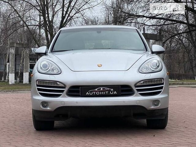 Серый Порше Каен, объемом двигателя 2.97 л и пробегом 187 тыс. км за 26700 $, фото 1 на Automoto.ua