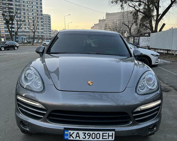 Сірий Порше Cayenne, об'ємом двигуна 3.6 л та пробігом 260 тис. км за 21500 $, фото 1 на Automoto.ua