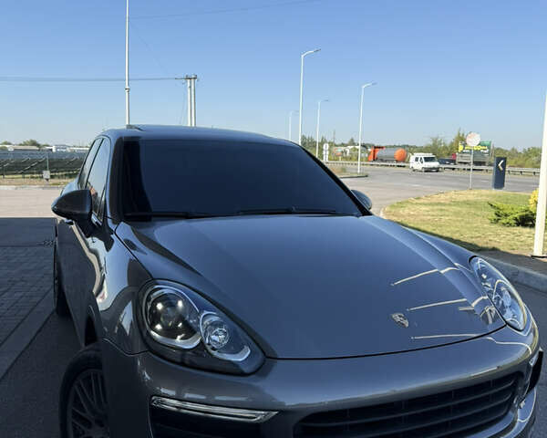 Сірий Порше Cayenne, об'ємом двигуна 3.6 л та пробігом 158 тис. км за 24500 $, фото 1 на Automoto.ua