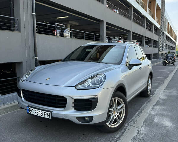 Серый Порше Каен, объемом двигателя 3.6 л и пробегом 199 тыс. км за 19900 $, фото 1 на Automoto.ua