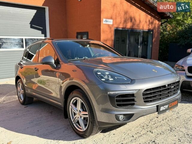 Сірий Порше Cayenne, об'ємом двигуна 3 л та пробігом 183 тис. км за 34999 $, фото 1 на Automoto.ua