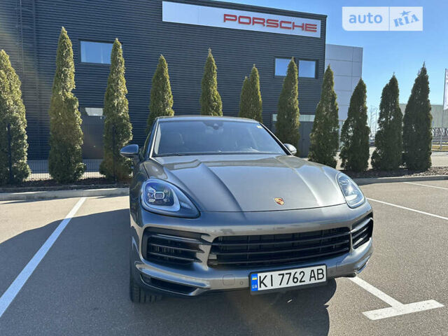 Сірий Порше Cayenne, об'ємом двигуна 3 л та пробігом 70 тис. км за 71777 $, фото 1 на Automoto.ua