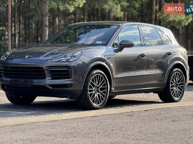 Сірий Порше Cayenne, об'ємом двигуна 3 л та пробігом 83 тис. км за 47650 $, фото 1 на Automoto.ua