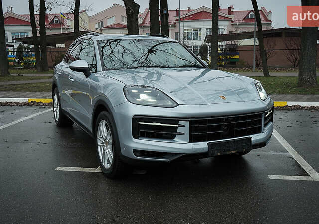 Серый Порше Каен, объемом двигателя 3 л и пробегом 21 тыс. км за 98000 $, фото 1 на Automoto.ua
