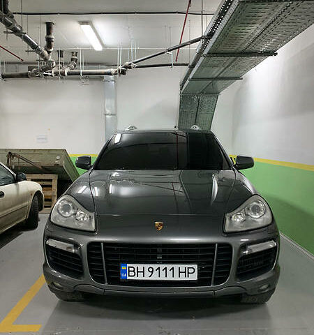 Сірий Порше Cayenne, об'ємом двигуна 4.8 л та пробігом 166 тис. км за 17500 $, фото 1 на Automoto.ua