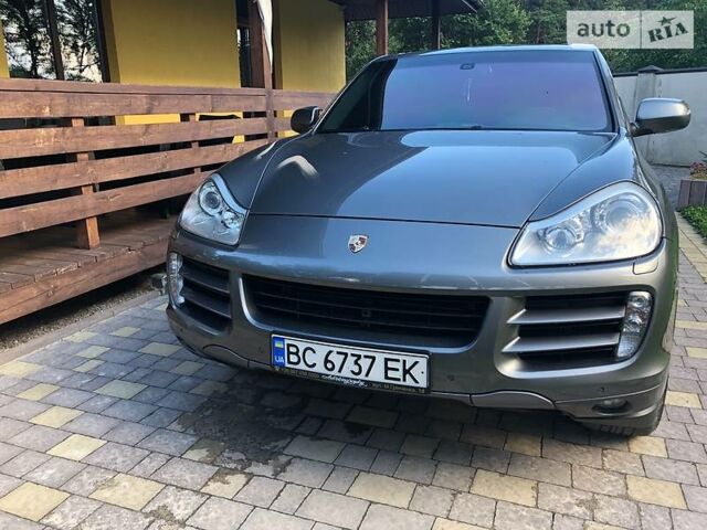 Сірий Порше Cayenne, об'ємом двигуна 3 л та пробігом 160 тис. км за 24500 $, фото 1 на Automoto.ua