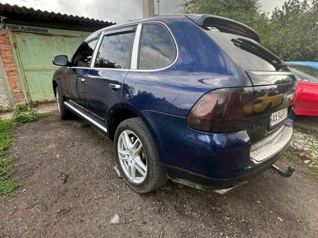 Синій Порше Cayenne, об'ємом двигуна 4.5 л та пробігом 225 тис. км за 5500 $, фото 1 на Automoto.ua