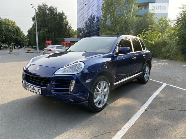 Синій Порше Cayenne, об'ємом двигуна 4.8 л та пробігом 180 тис. км за 12500 $, фото 1 на Automoto.ua