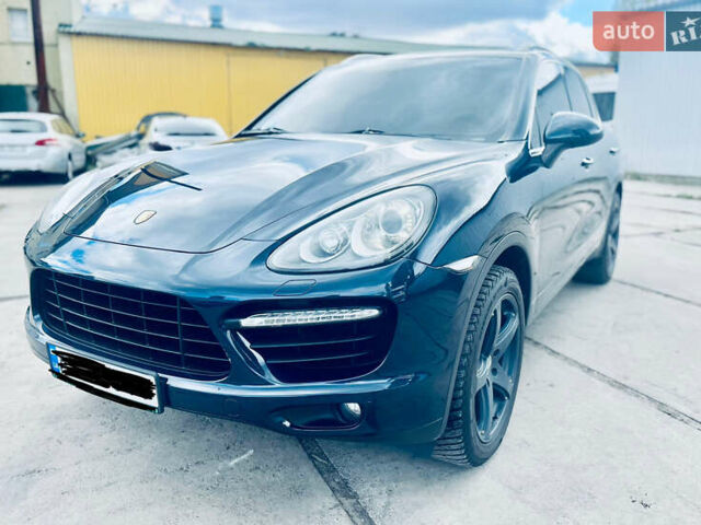 Порше Cayenne 2010 у Рівному на Automoto.ua Синій Порше Cayenne, об'ємом двигуна 4.8 л та пробігом 136 тис. км за 19999 $, фото 1 на Automoto.ua